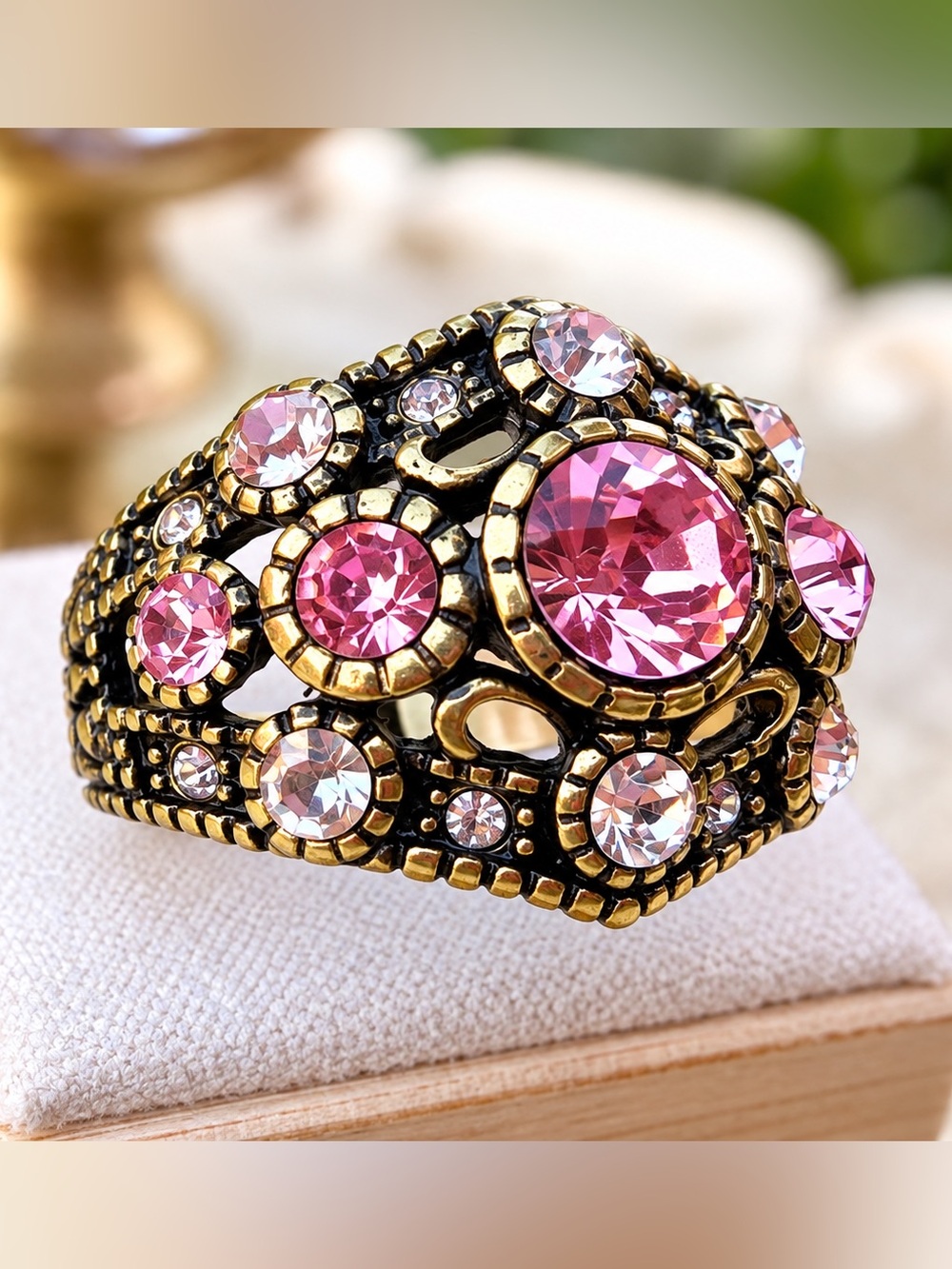 Heidi Daus “Posh and Proper" Crystal Statement Ring *Size 8